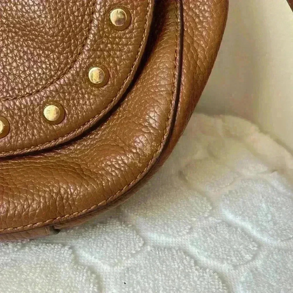 Michael Kors Hamilton Traveler Leather Saddle Bag with gold stud detail lock/key - Picture 14 of 15